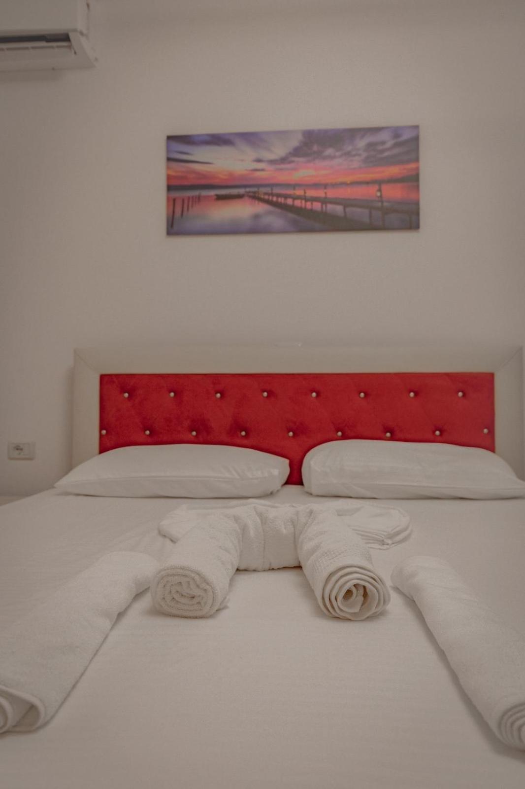 Apartment Ajla *