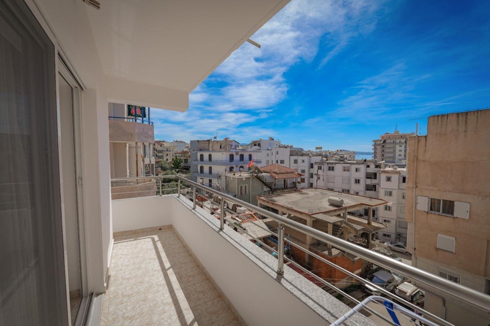 Ajla Apartment *