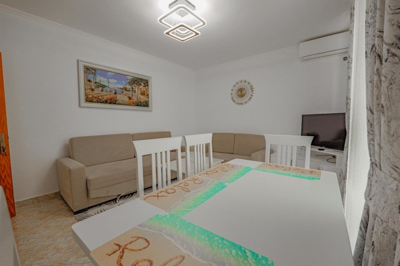 Apartment Ajla Sarande