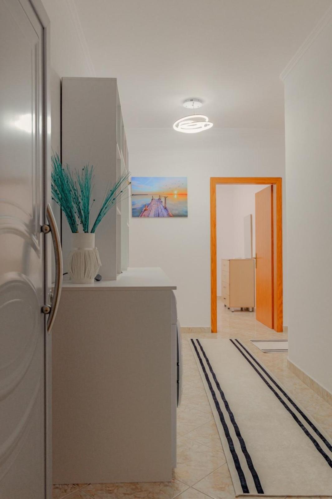 Apartment Ajla