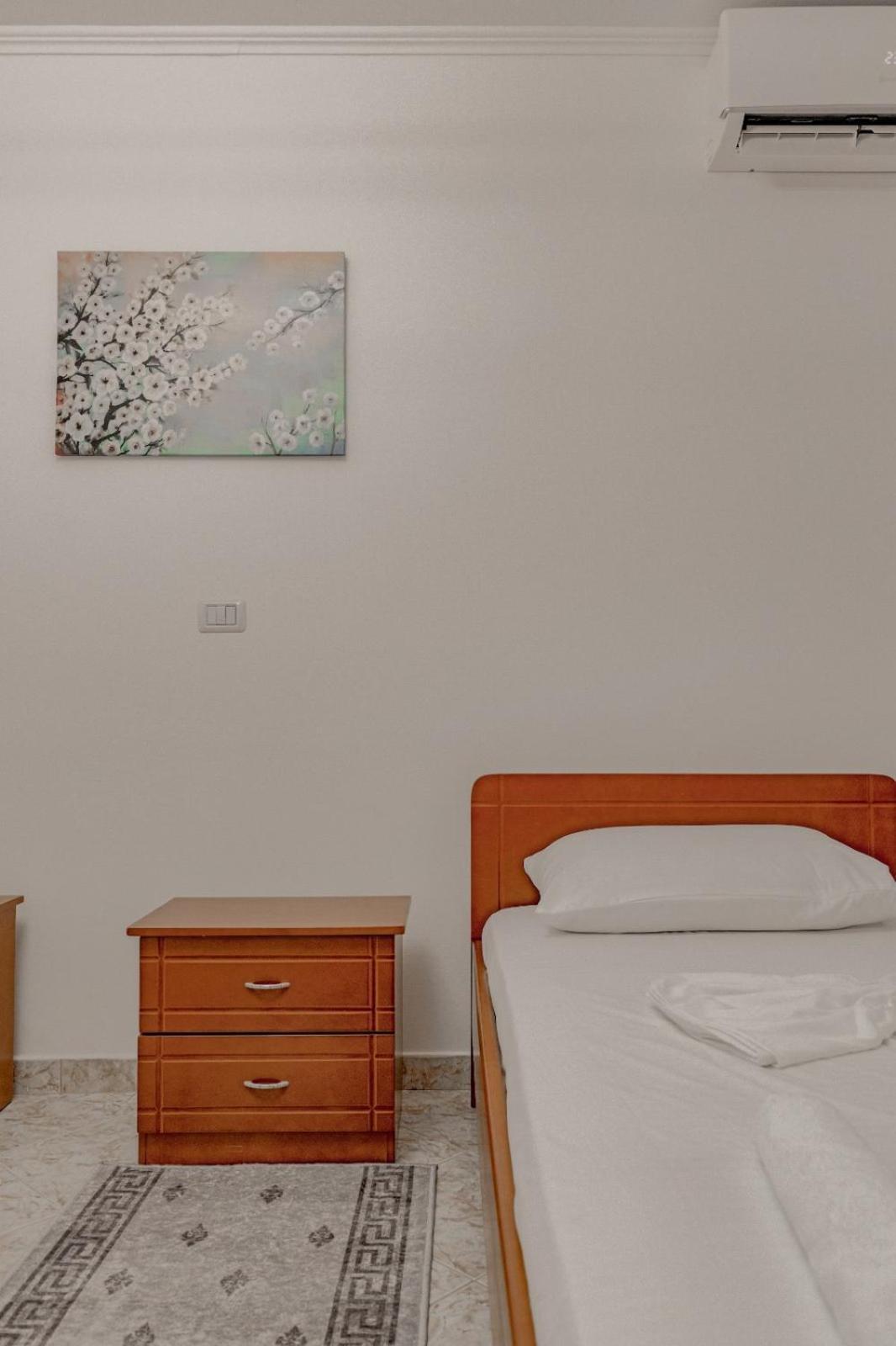 Ajla Lägenhet Sarandë